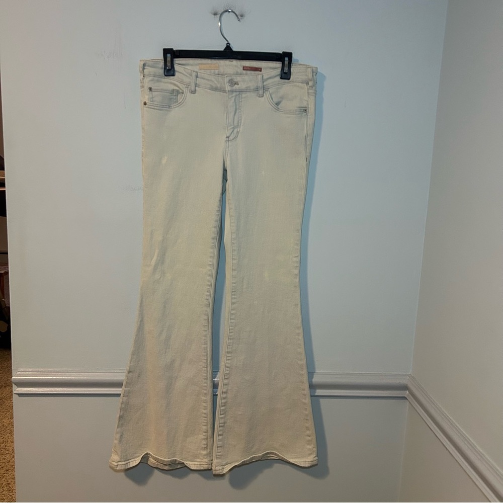 Pilcro white tinted 70s boho casual trendy stretch flare jeans Size 29